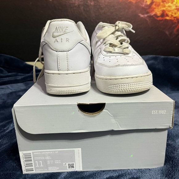 Women air forces - Picture 3 of 3